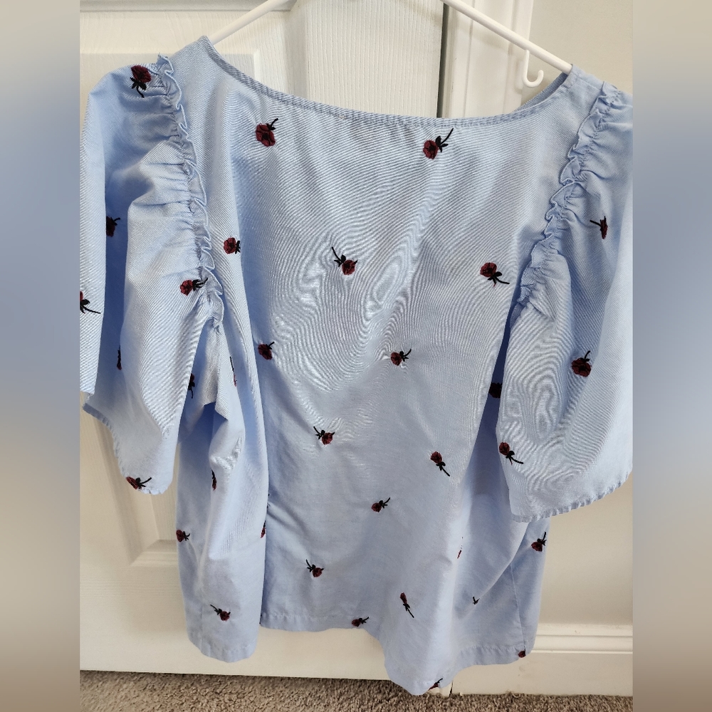 Top Blue - Picture 2 of 5